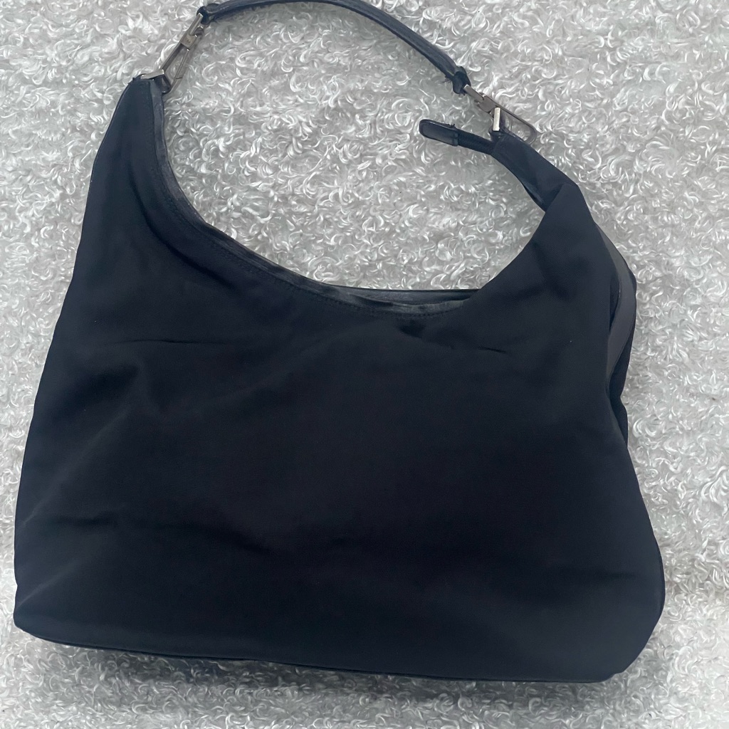 Gucci Women’s Hobo Shoulder Bag